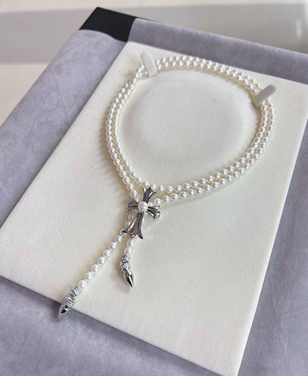Trendy Long Pearl Necklace with Cross Pendant | 33.5 in / 85cm Handcrafted | Pearls 4–5mm | Elegant Chrome Heart-Inspired Jewelry for Women