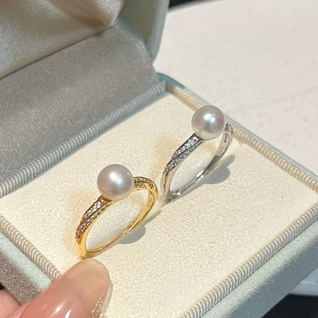 Sterling Silver Twisted Band Ring | 7–8mm Freshwater Pearl | High Luster Natural Pearl