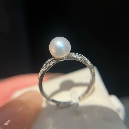 Sterling Silver Twisted Band Ring | 7–8mm Freshwater Pearl | High Luster Natural Pearl
