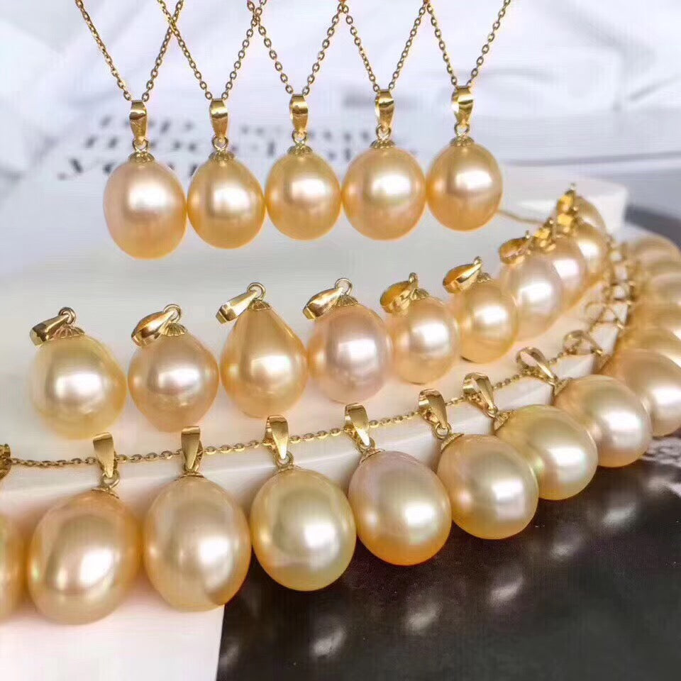 Southsea Golden Pearl Pendant on 18K Yellow Gold Chain - 10-11mm