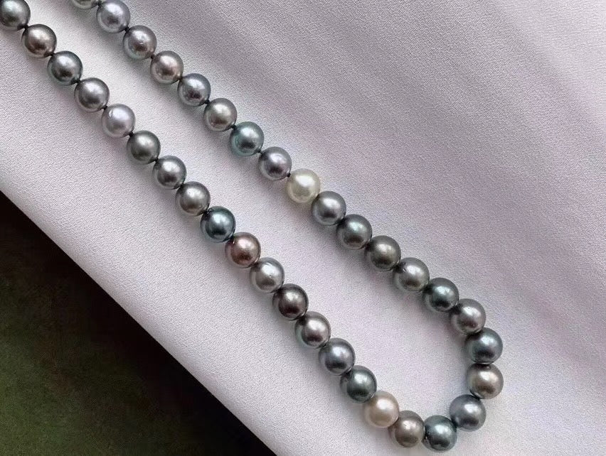 Exquisite 11–12mm Tahitian Pearl Strand Necklace in Multicolor or Black with 18K Gold Clasp